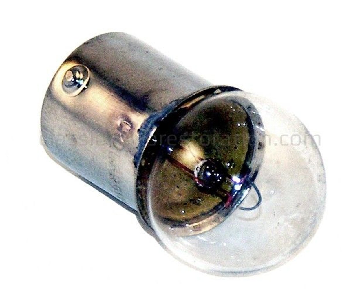 Hehkulamppu 12V 5w BA15S