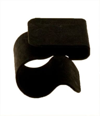 Kaapelikiinnike d = 3,8 mm Volvo 140, 164, 240, 340, 740, 760, 780, 940 -malleihin
