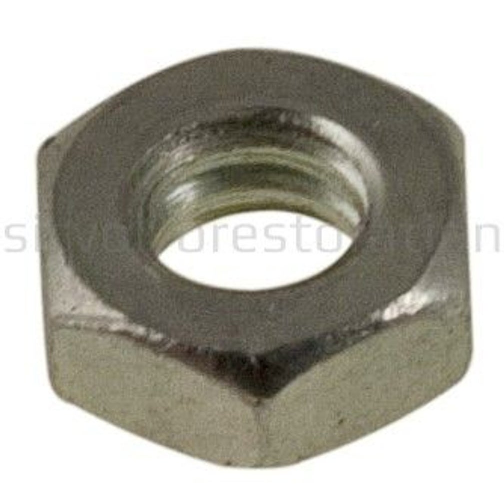 Mutteri UNC nro 10-24, korkeus 3,1 mm, Volvo 140, 164, 240, 340, 740, 760, 940